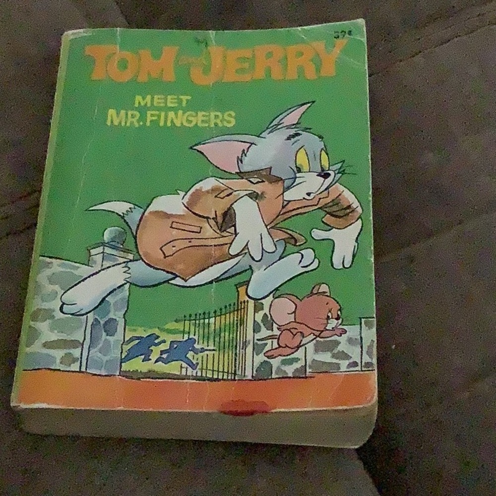 Vintage children book Tom and Jerry   Meet Mr Fingers   1967